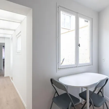 Apartment Equipe Proche Centre & Gare *
